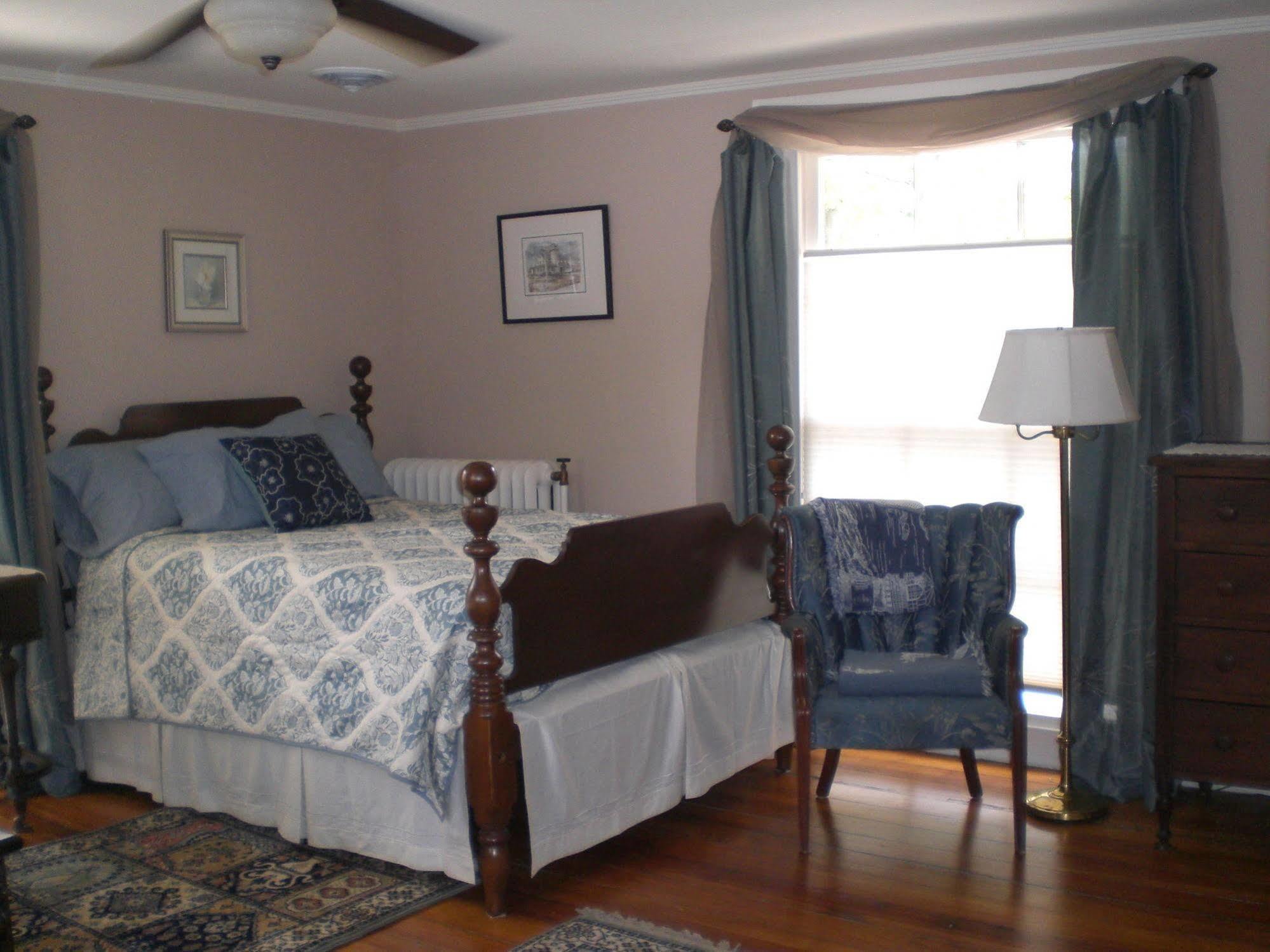 Louisa Boxley Place Inn מראה חיצוני תמונה