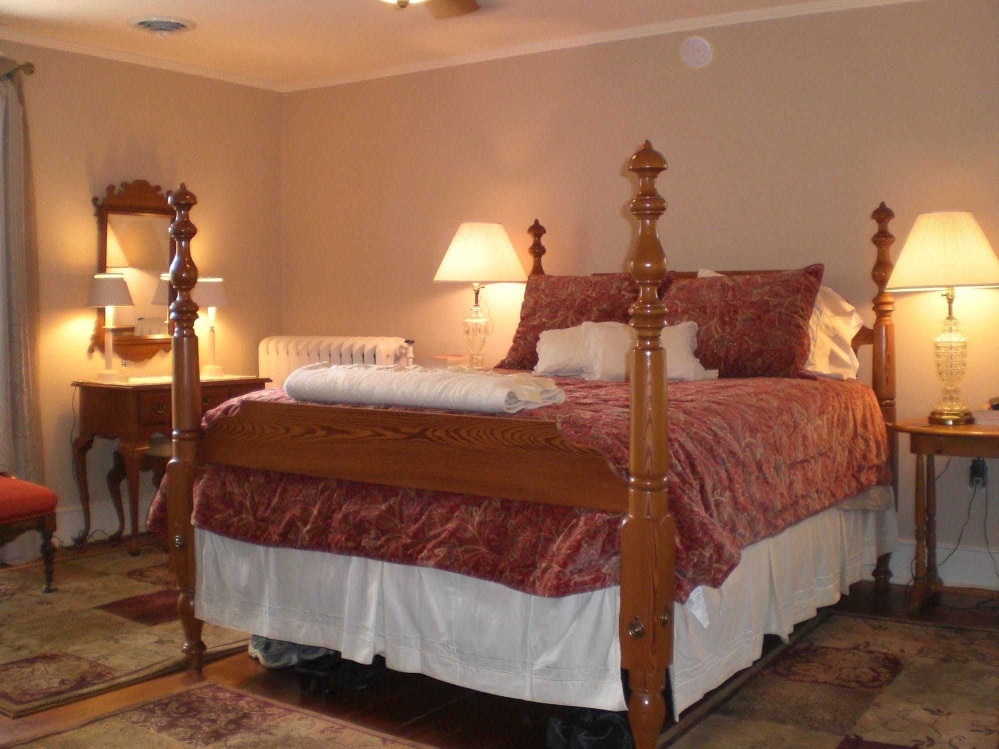 Louisa Boxley Place Inn מראה חיצוני תמונה