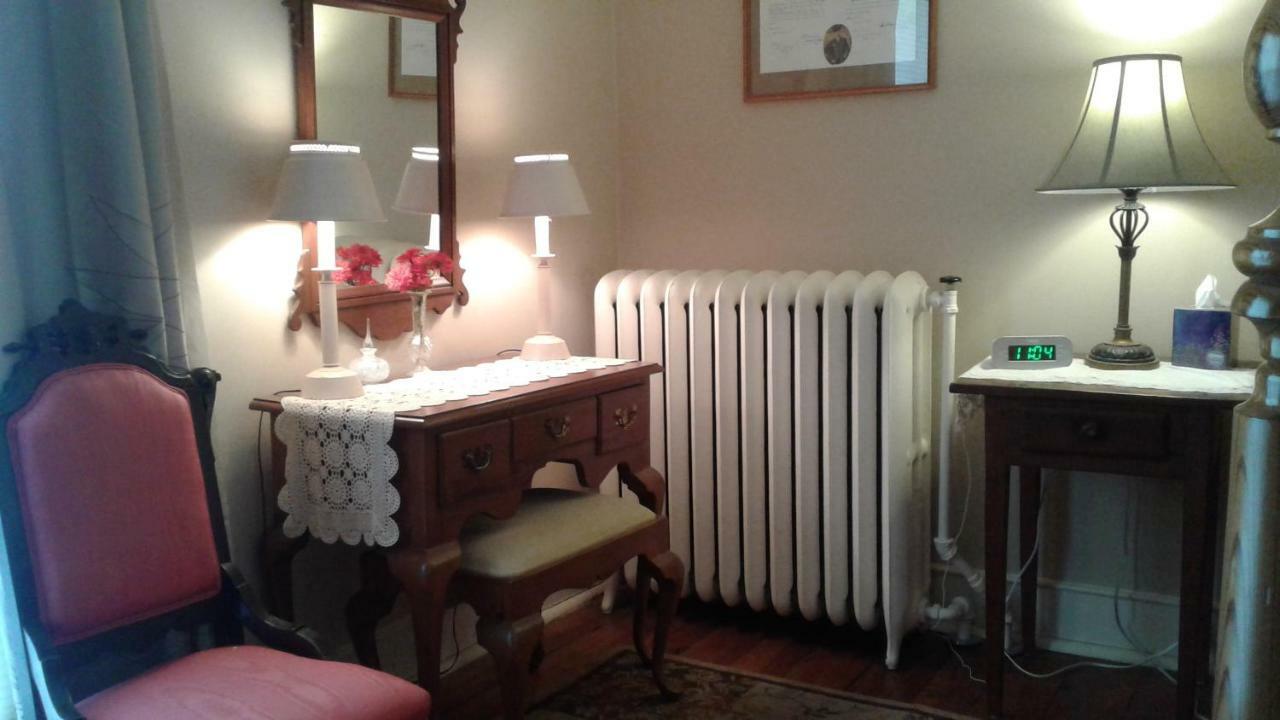 Louisa Boxley Place Inn מראה חיצוני תמונה