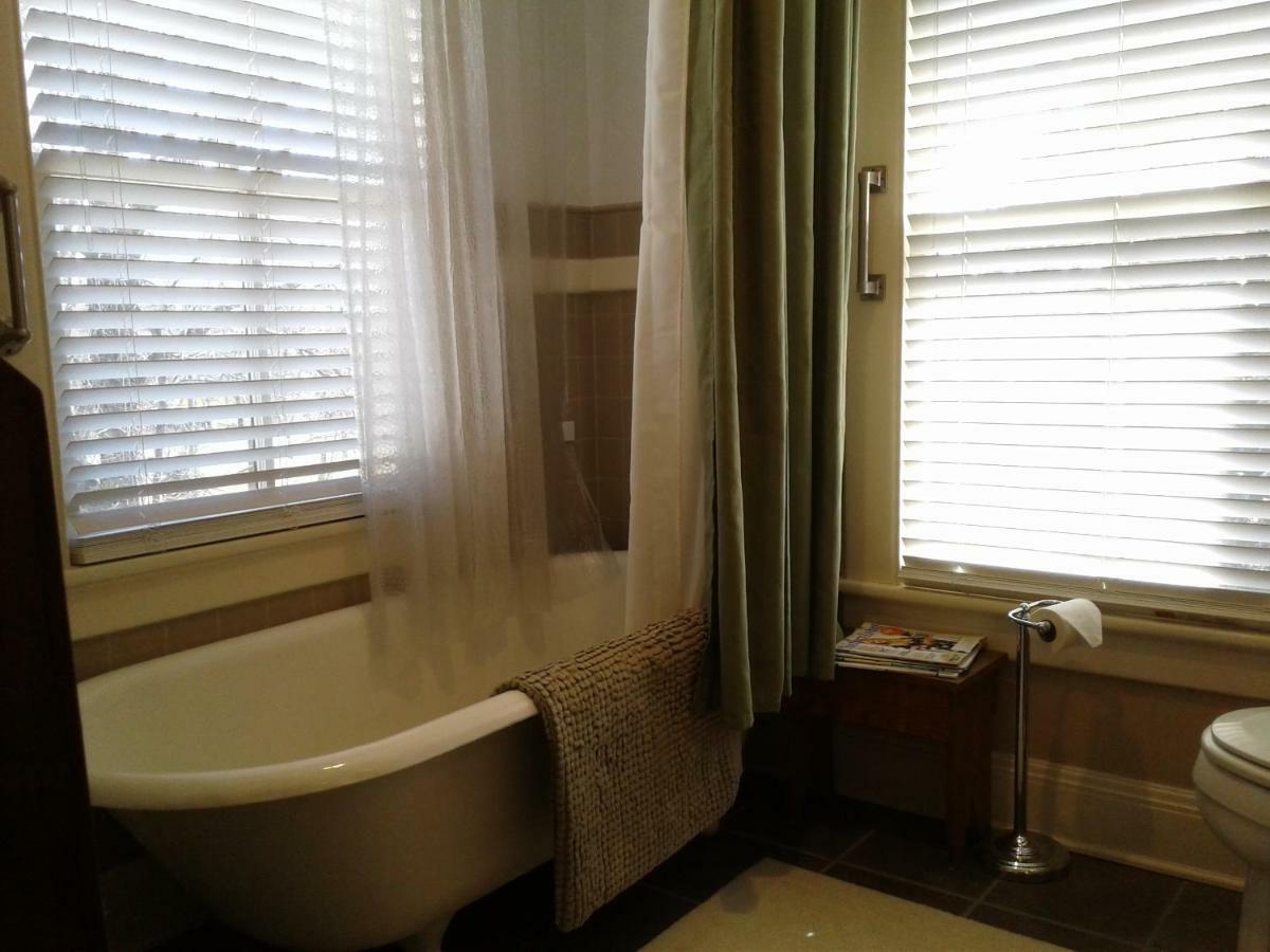 Louisa Boxley Place Inn מראה חיצוני תמונה