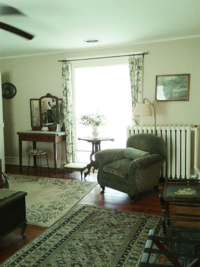 Louisa Boxley Place Inn מראה חיצוני תמונה