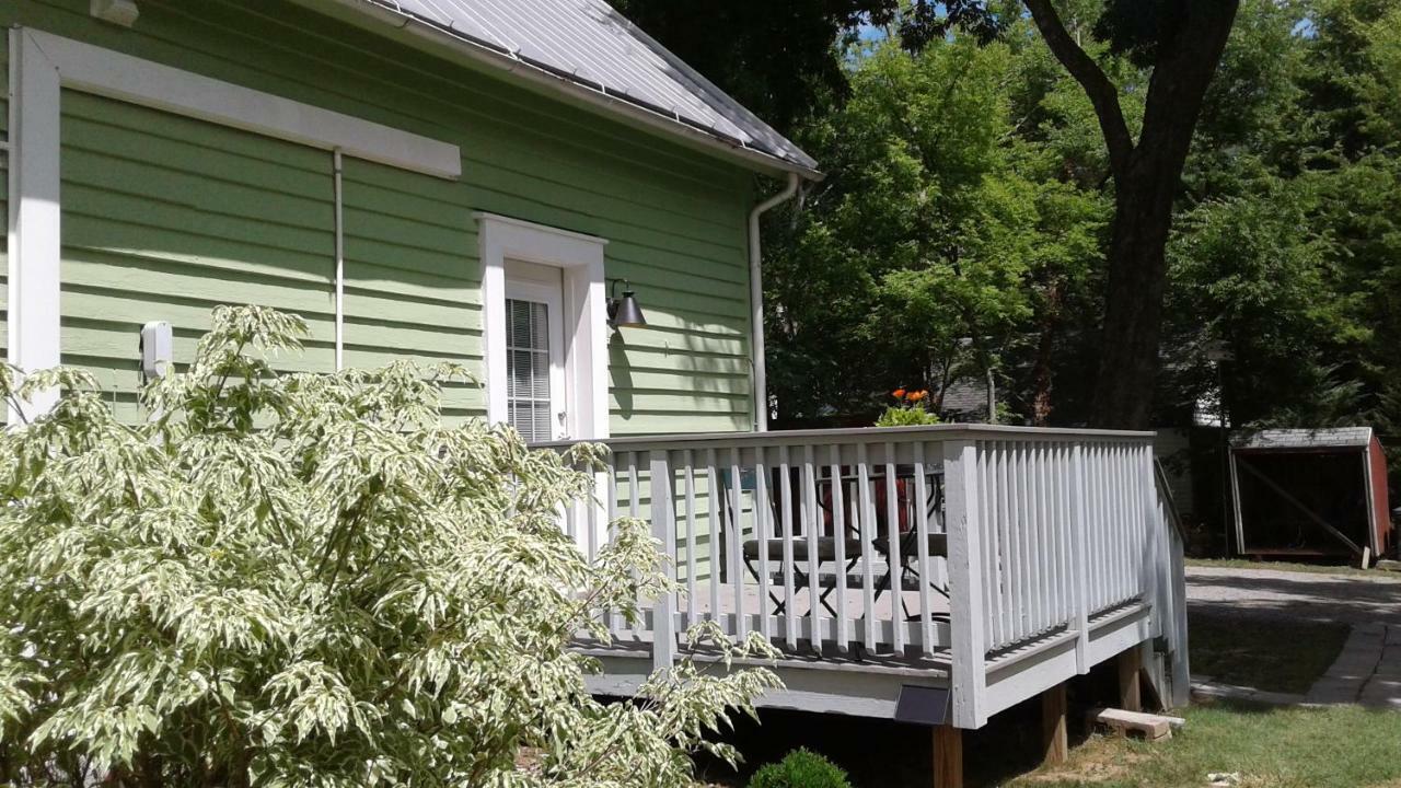 Louisa Boxley Place Inn מראה חיצוני תמונה